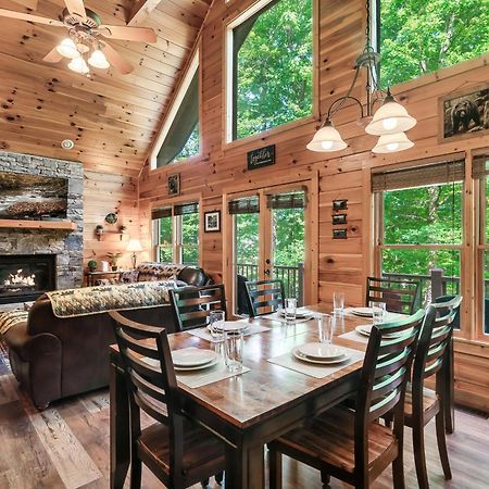 Peaceful Family Cabin With Hot Tub, Game Room, & More! 세비어빌 외부 사진