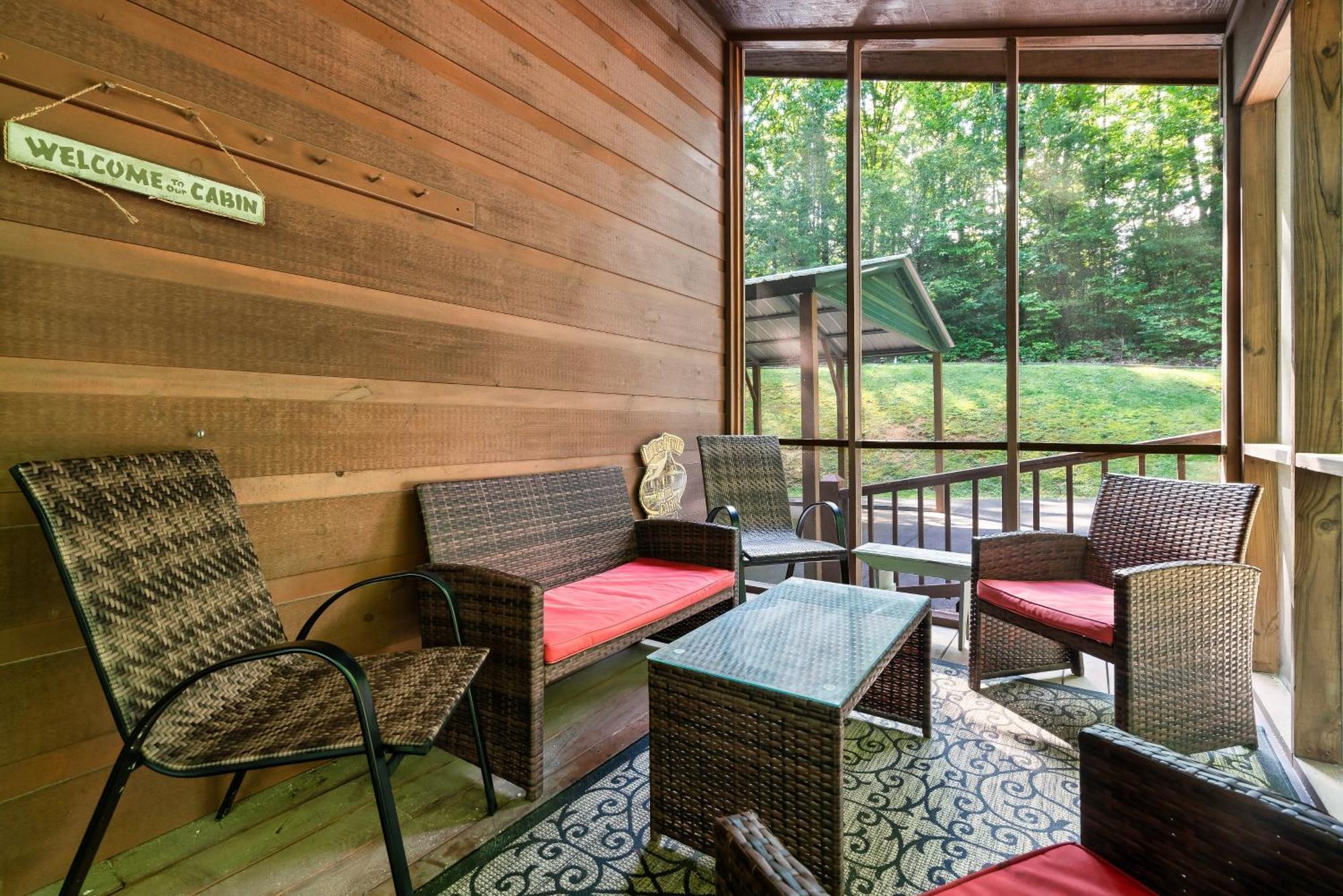 Peaceful Family Cabin With Hot Tub, Game Room, & More! 세비어빌 외부 사진