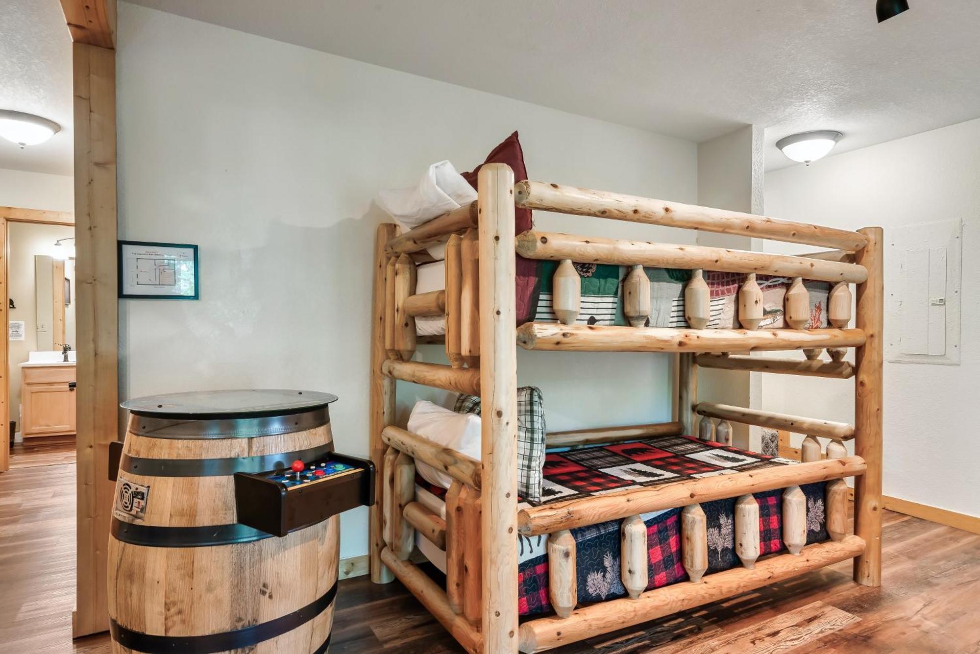 Peaceful Family Cabin With Hot Tub, Game Room, & More! 세비어빌 외부 사진